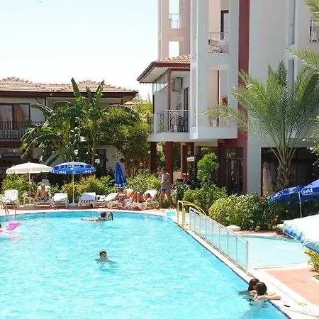 Elis Hotel 3*